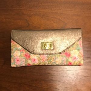 Kimchi Blue floral print wallet